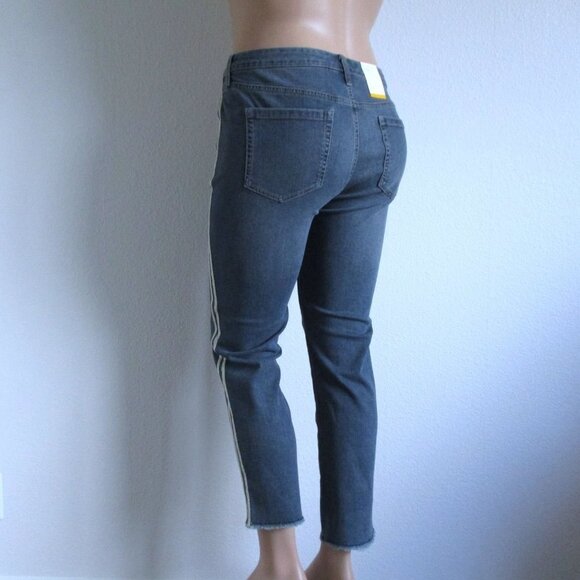 STYLE & Co Jeans Women's Plus Size 16 Slim Ankle NWT - Picture 3 of 4